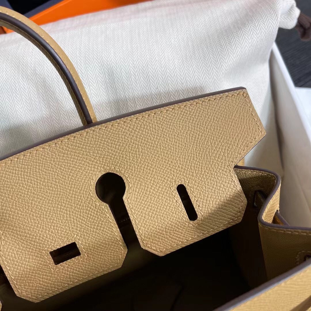 Birkin 25 Sellier 4B Biscuit Epsom Gold Hardware