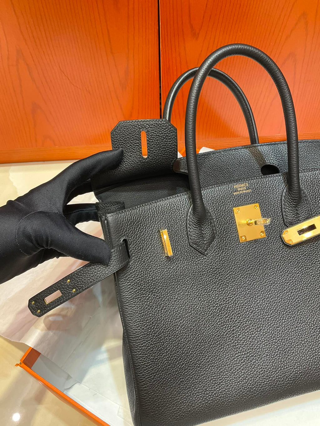Birkin 30 Retourne in Noir Togo Leather (Gold Hardware)