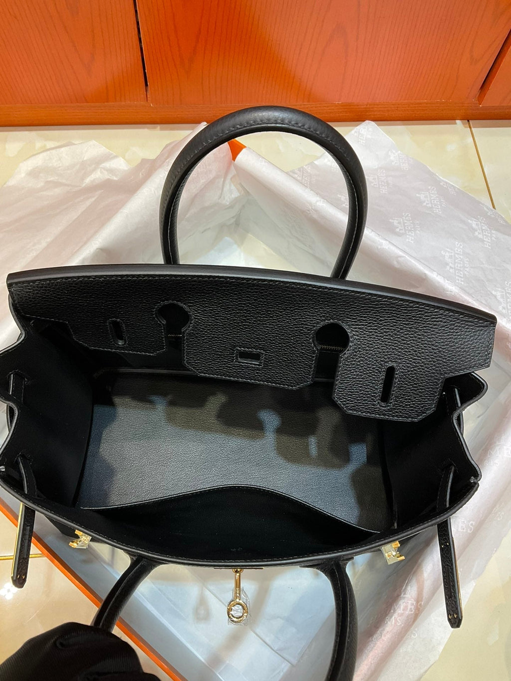 Birkin 30 Retourne in Noir Togo Leather (Gold Hardware)