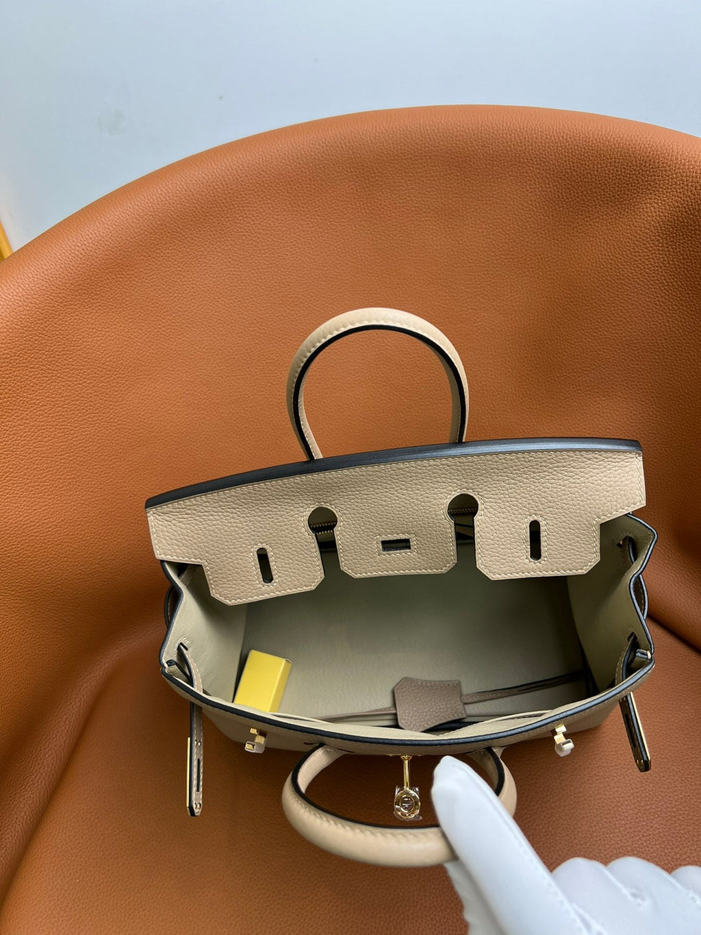 Birkin 25 Retourne in Trench Togo Leather (Gold Hardware)