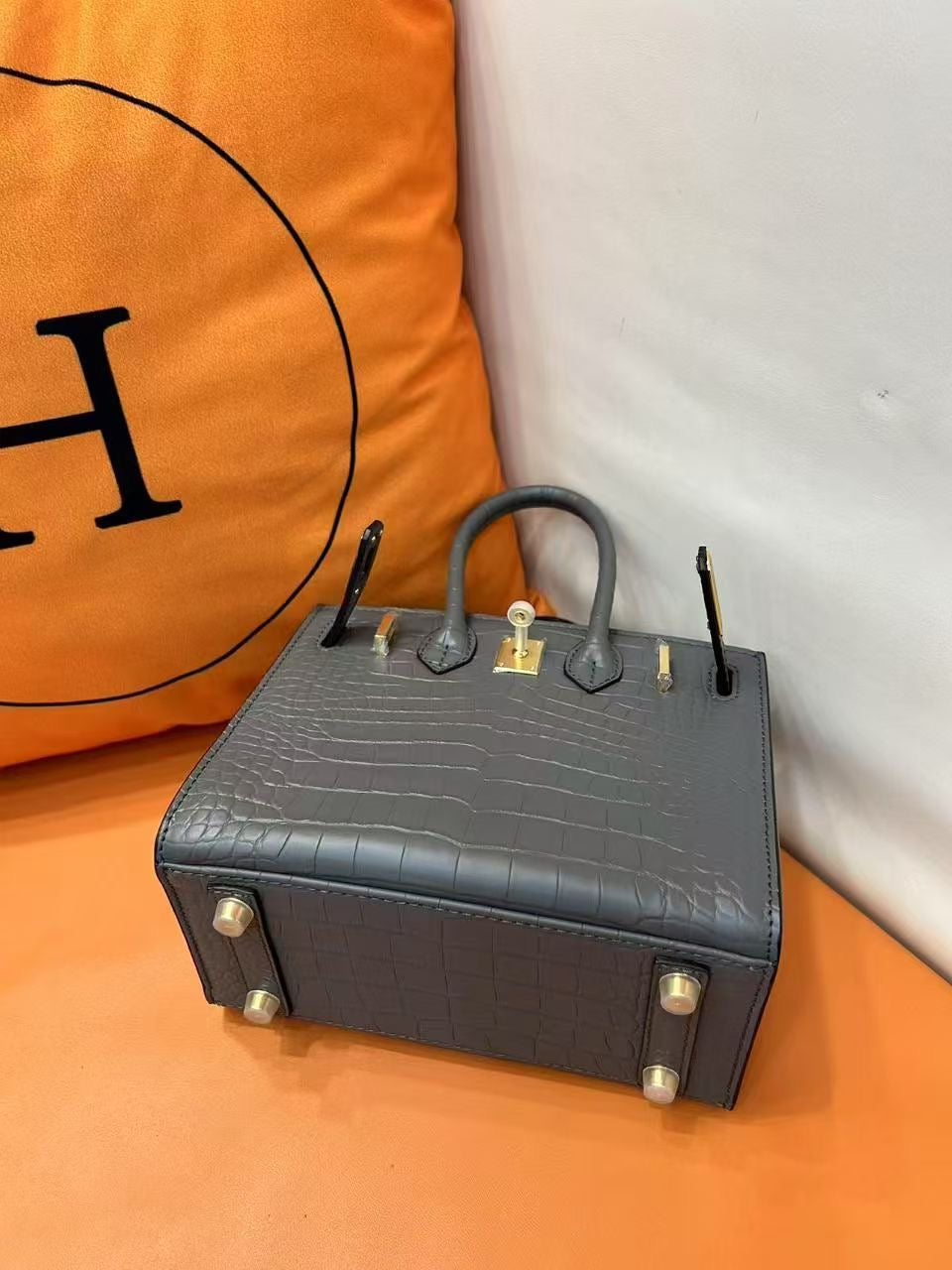 Mini Birkin 20cm Outer Stitching Tote Bag in Etain Gray Crocodile Pattern