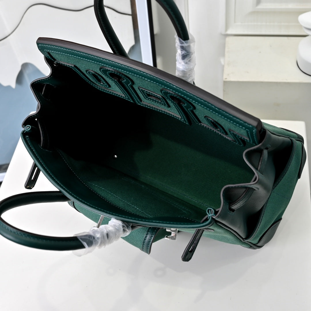 Birkin Cargo 25 Green Swift Leather and Canvas Splicing Bag