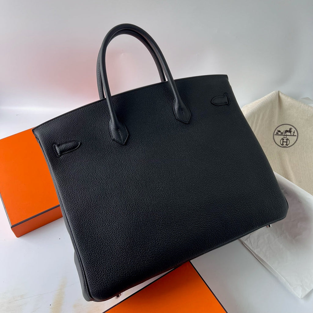Birkin 40 Retourne in Noir Togo Leather (Palladium Hardware)