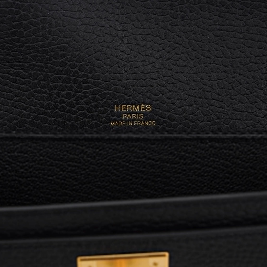Kelly Depeches 25 Pouch Black Galop D’Leather with Gold Hardware