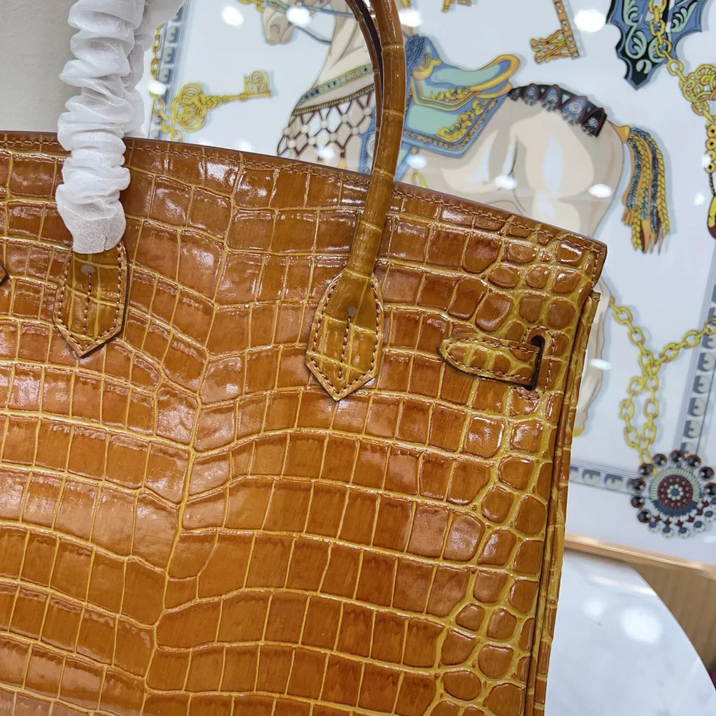 Birkin Shiny Niloticus Crocodile Cowhide Leather Gold Hardware