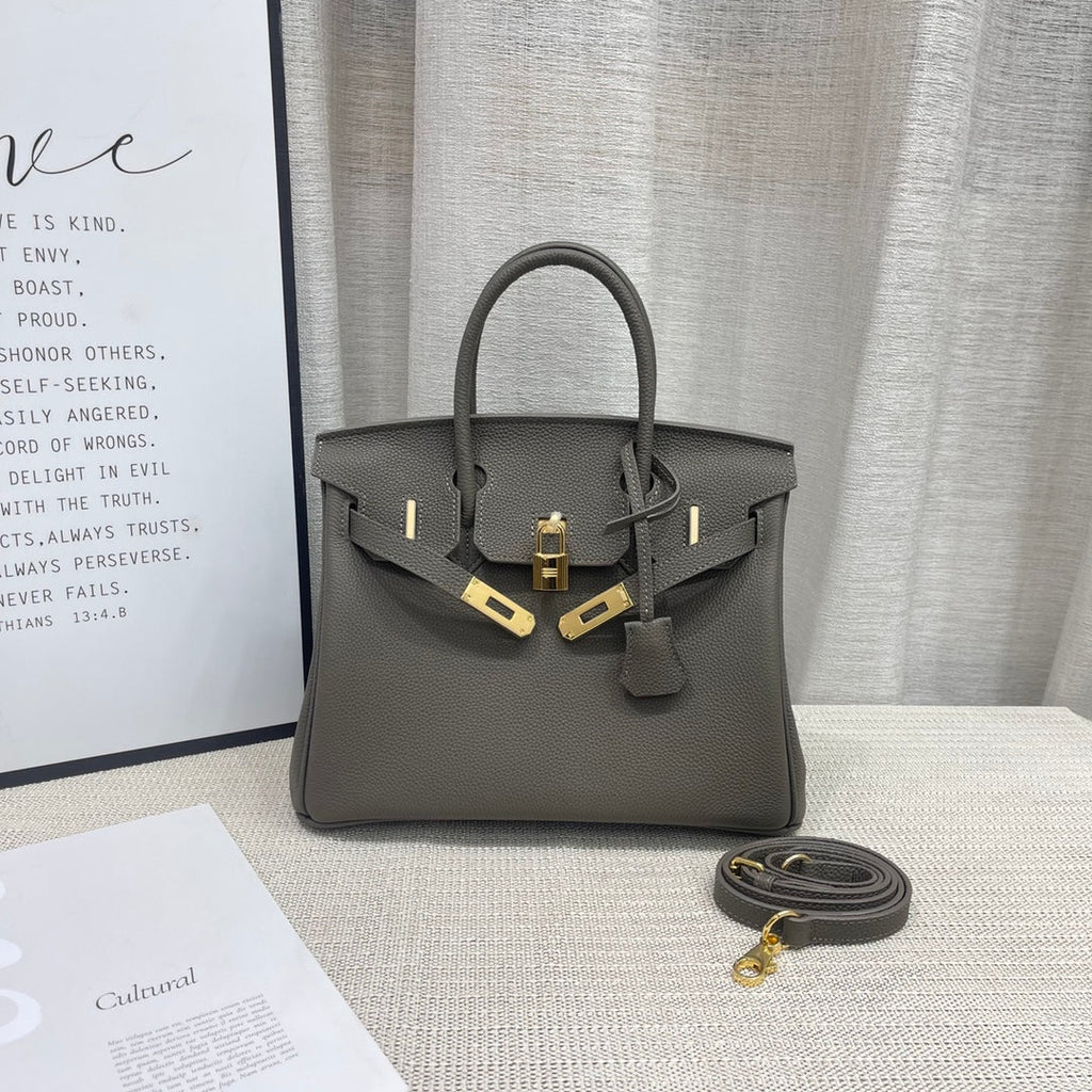 Birkin 25 Gris Meyer crafted from incredibly soft Togo calfskin leather
