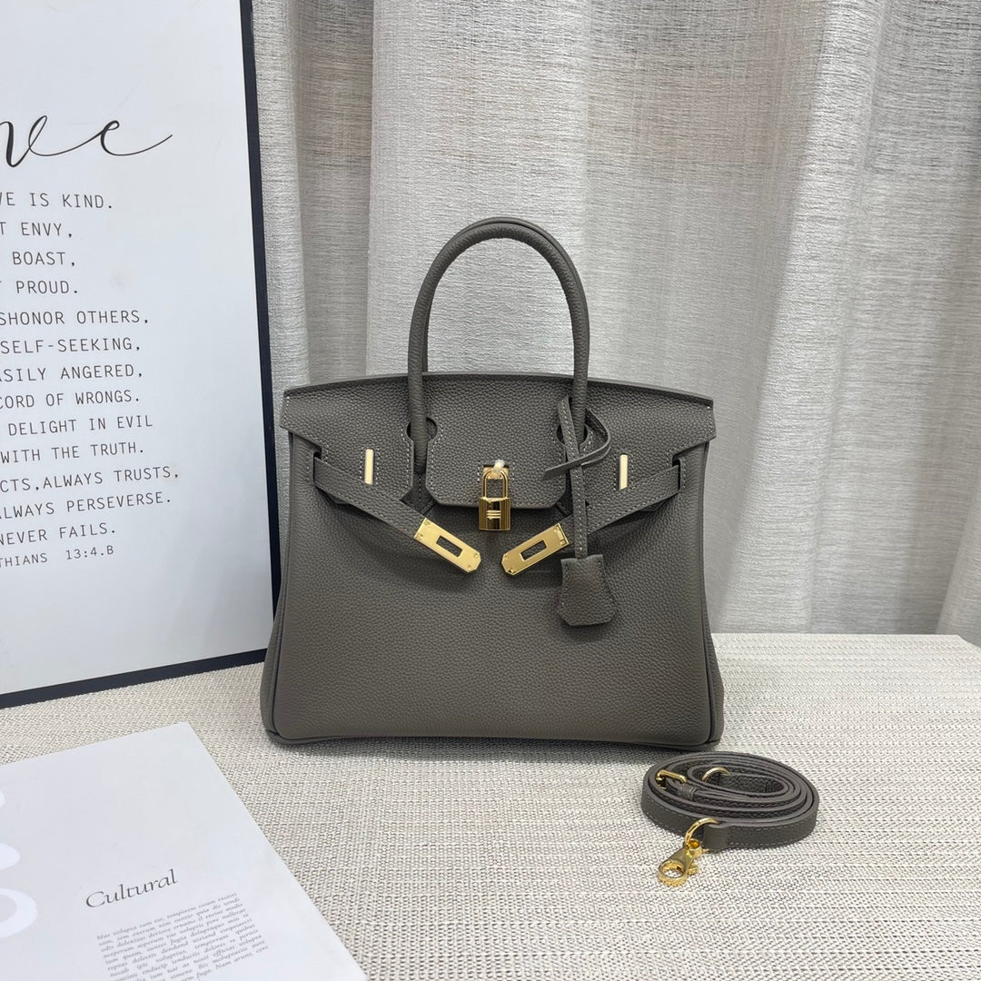Birkin 25 Gris Meyer crafted from incredibly soft Togo calfskin leather