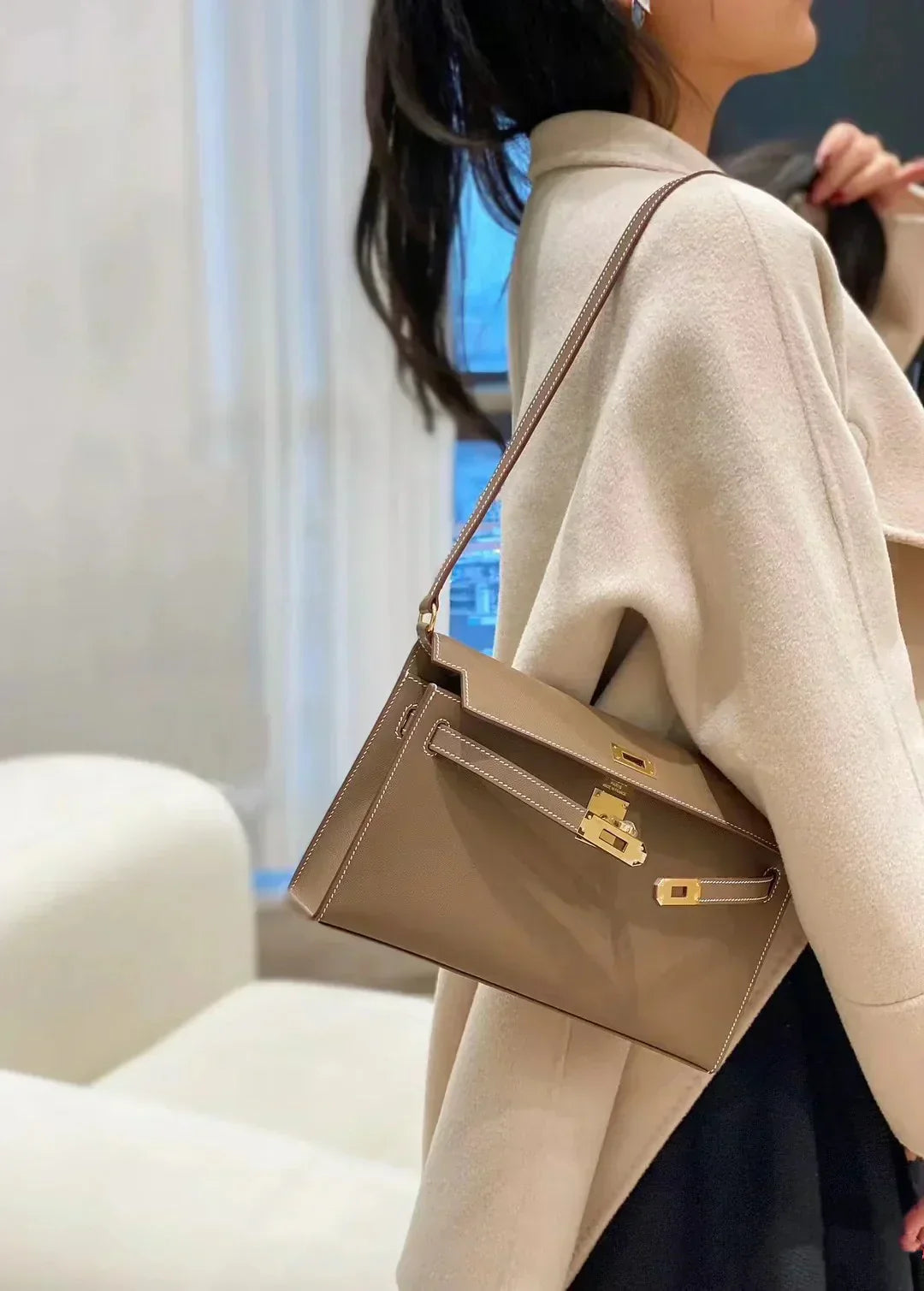 Kelly Classique To Go wallet Gold Harrdware