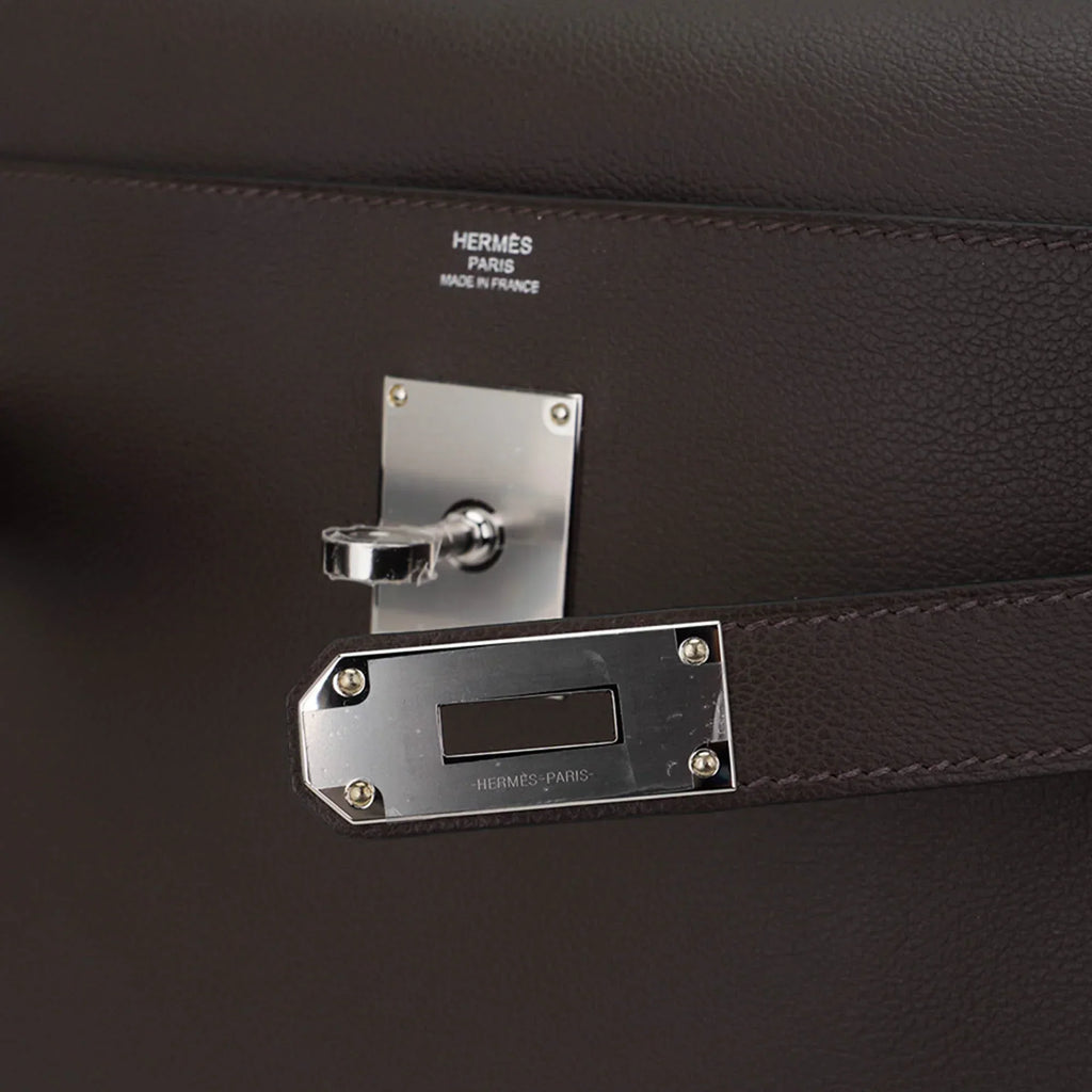 Kelly Messenger 25 Bag Ecorce Evercolor Leather with Palladium Hardware