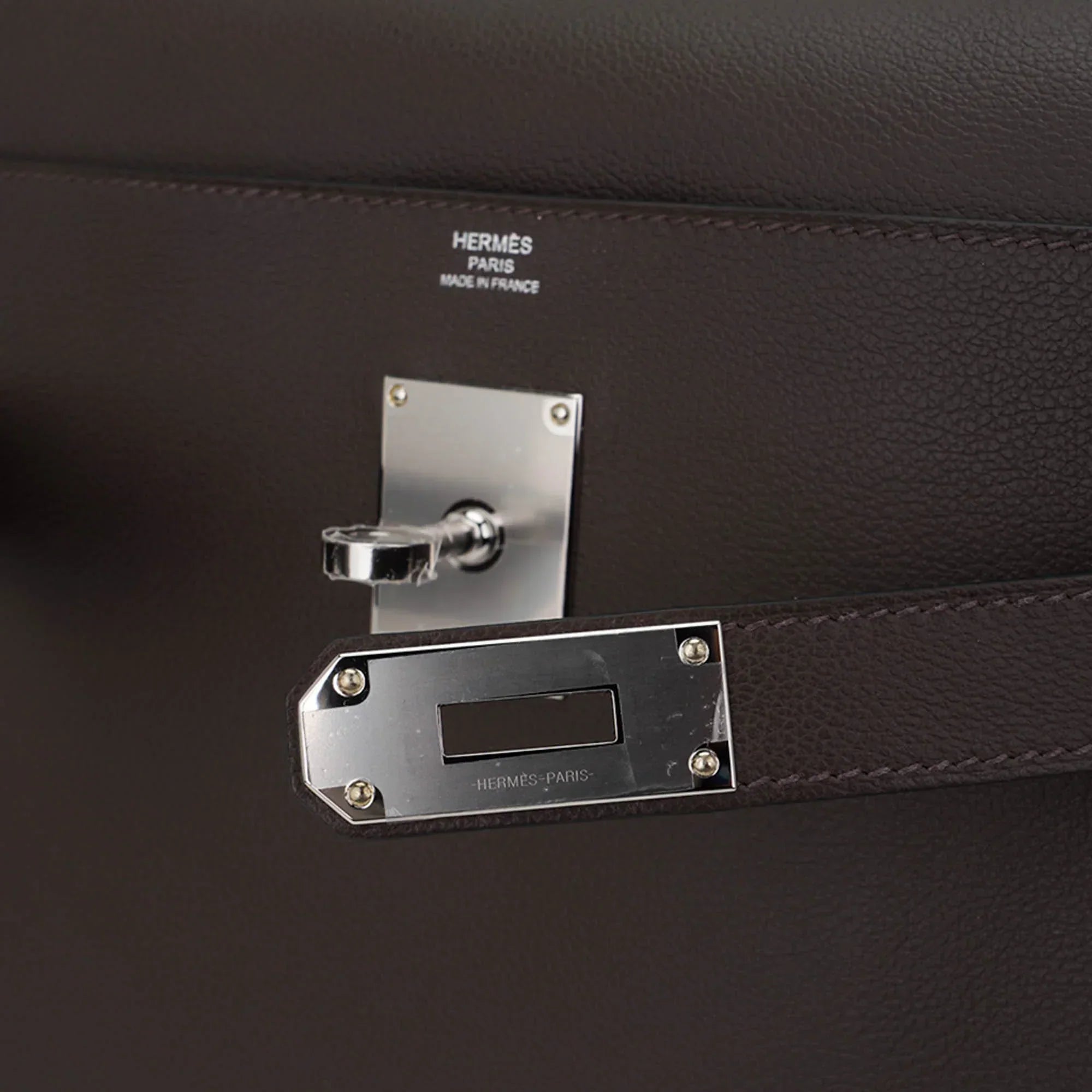 Kelly Messenger 25 Bag Ecorce Evercolor Leather with Palladium Hardware