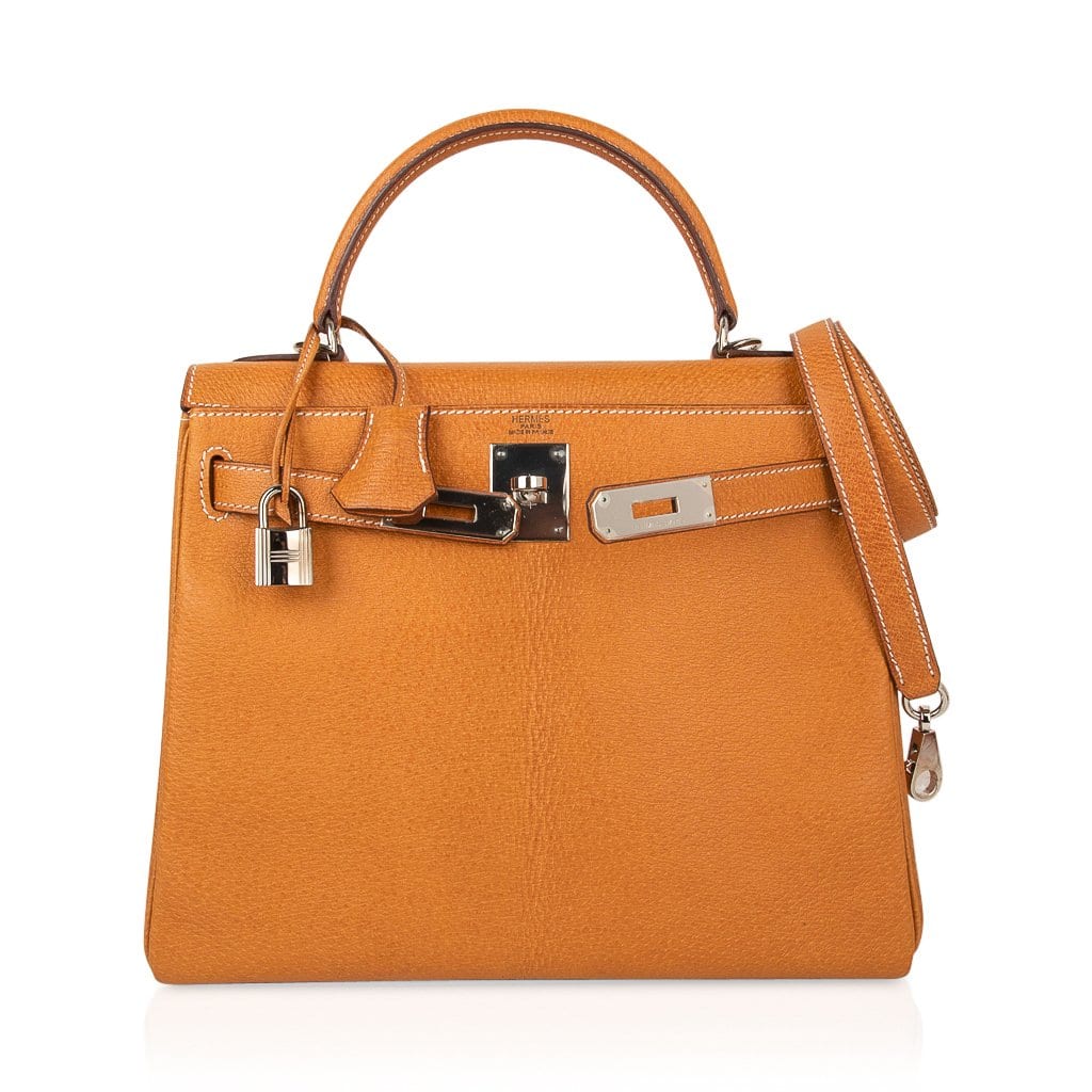 Kelly 28 Bag Gold Peau Porc Leather with Palladium Hardware